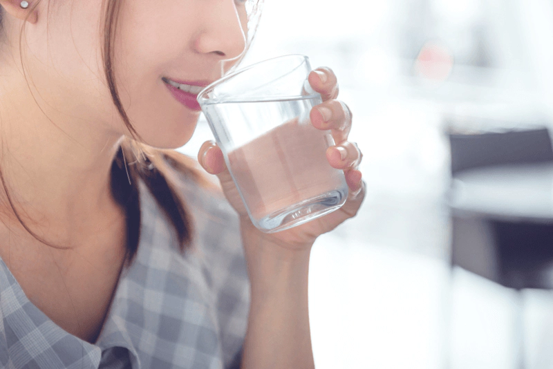 Bé sơ sinh bị tiêu chảy mẹ nên ăn gì