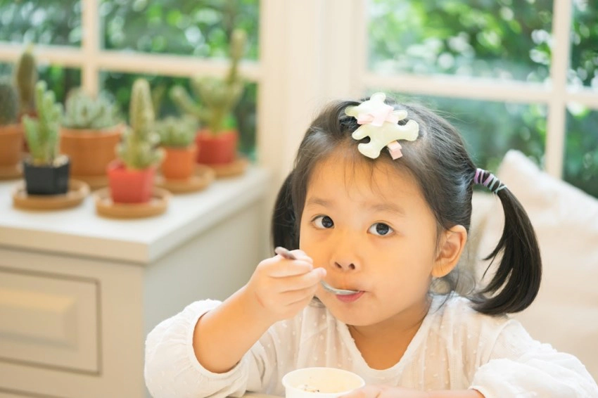 Bổ sung lợi khuẩn đường ruột cho bé đúng