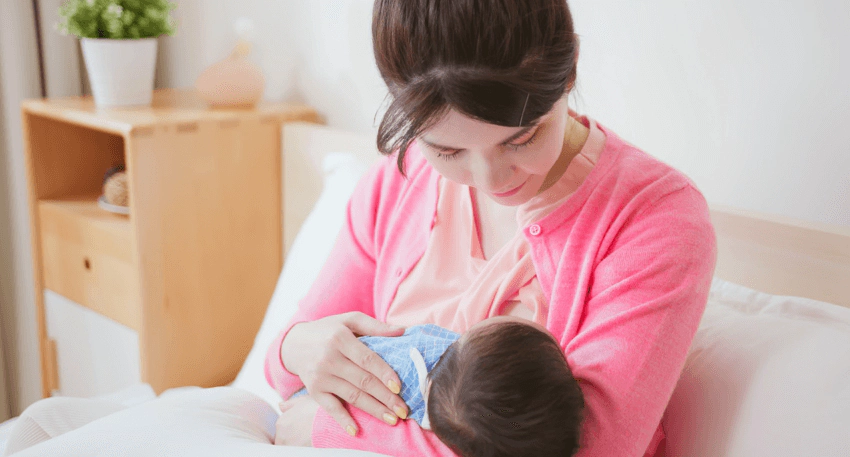 Da kề da giúp trẻ sinh non tăng cân nhanh