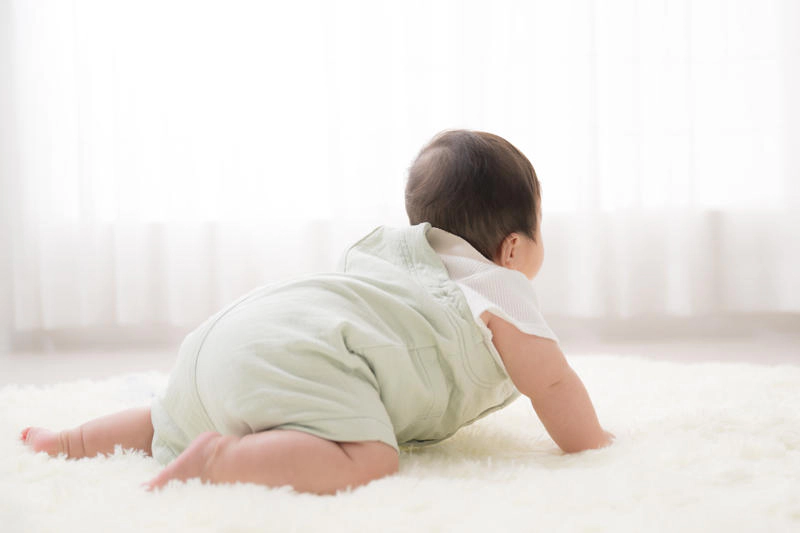 Tập bò cho bé đúng cách