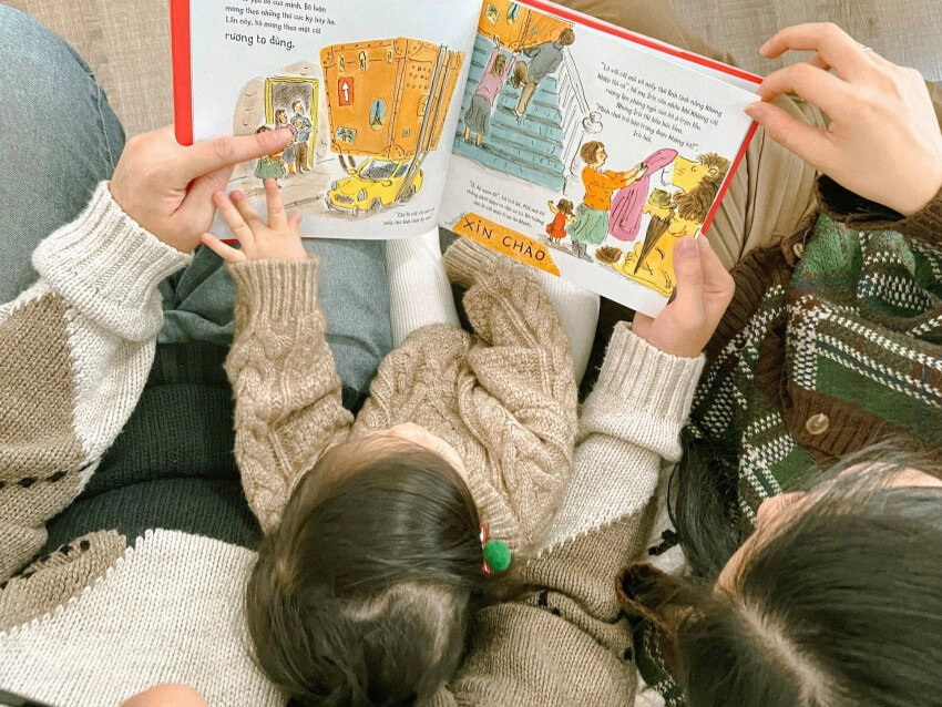 Giúp bé phát triển trong giai đoạn sơ sinh