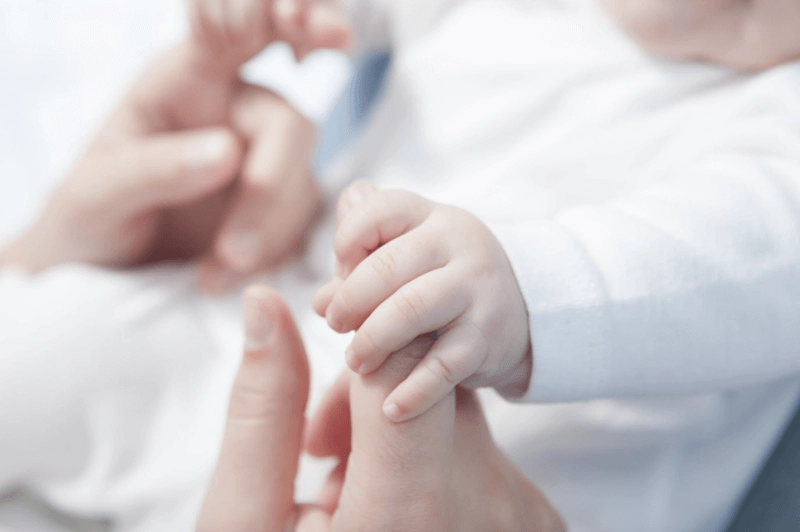 Nguyên nhân sốt ở trẻ sơ sinh