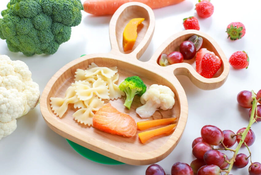 Thực đơn cho bé 7 tháng tăng cân