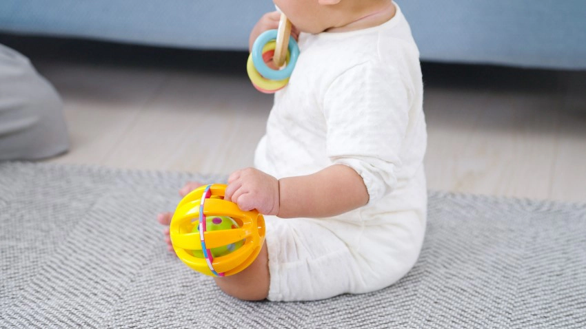 1 tuổi bé biết làm gì