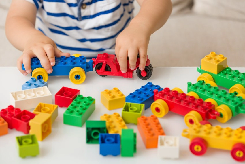 các trò chơi montessori