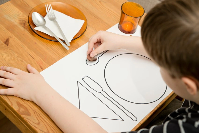 trò chơi montessori thông dụng