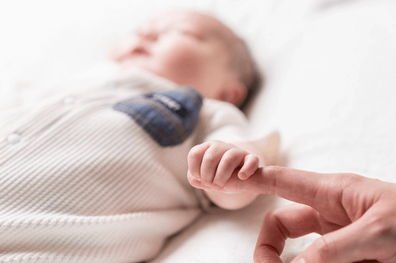 Các tuần khủng hoảng trẻ sơ sinh