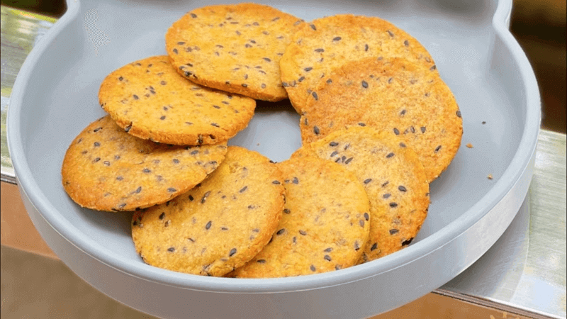 bánh quy khoai lang cho bé ăn dặm