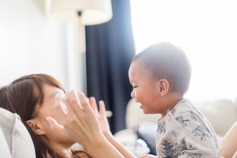 Bổ sung DHA cho trẻ qua nguồn sữa mẹ