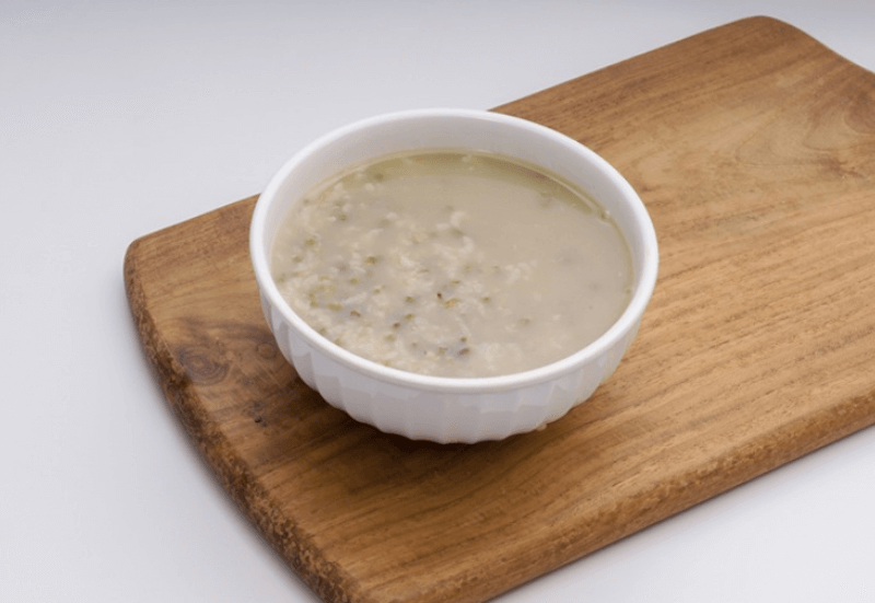 cháo thịt heo nấm rơm