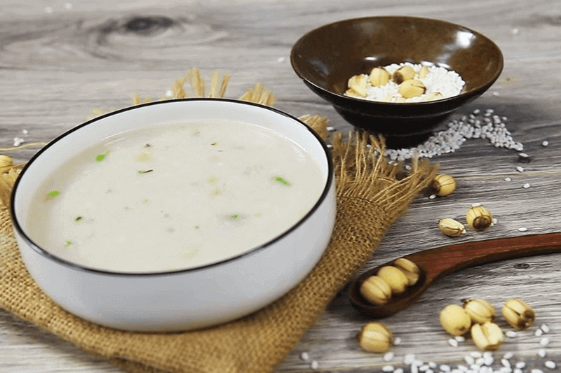 cháo thịt heo hạt sen