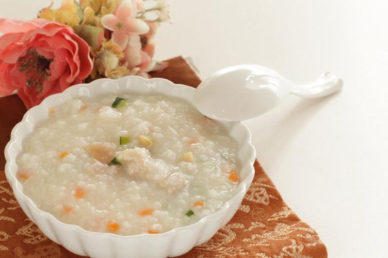 cháo trứng gà với thịt bằm