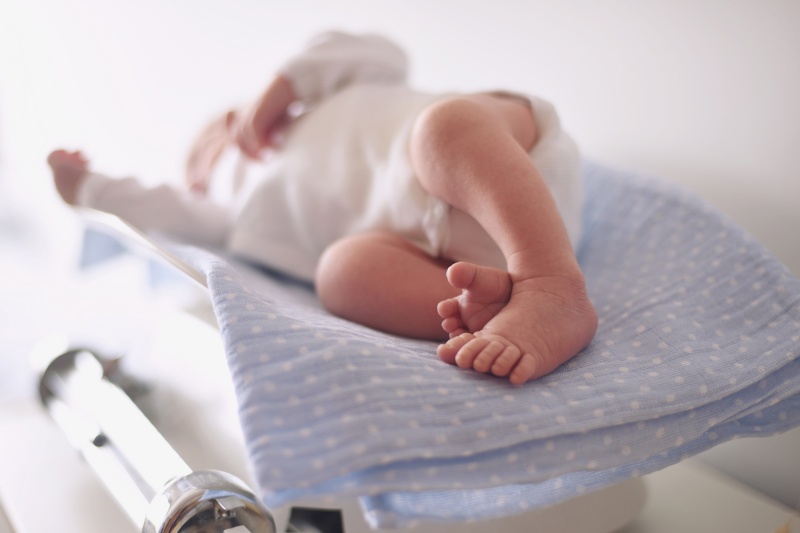 Chăm sóc trẻ rối loạn hệ vi sinh đường ruột bằng cách cho con ngủ đủ