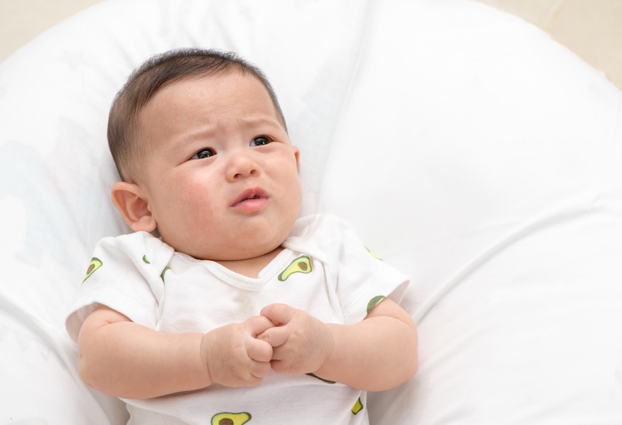 Cách cải thiện trẻ sơ sinh bị sôi bụng ọc ọc khó chịu.