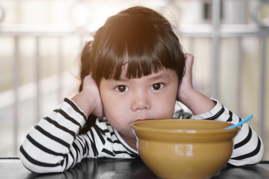 Biếng ăn, lười ăn cũng là dấu hiệu trẻ đề kháng yếu