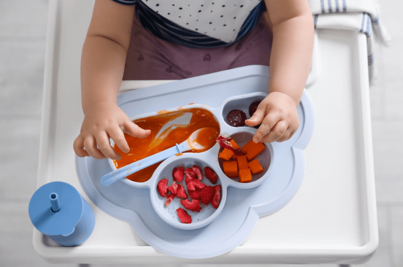 Ăn dặm cho bé 10 tháng lưu ý gì