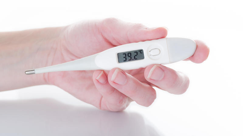 Bao nhiêu độ là sốt ở trẻ sơ sinh