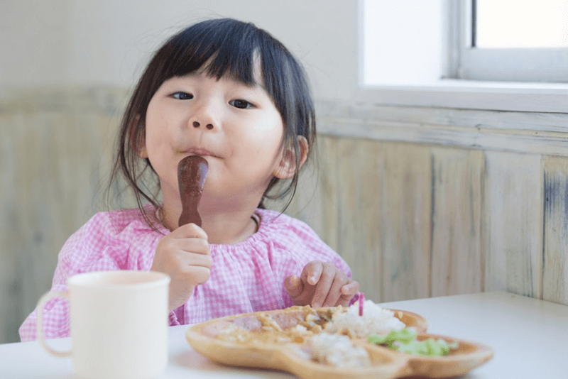 bé bị nhiễm khuẩn đường ruột