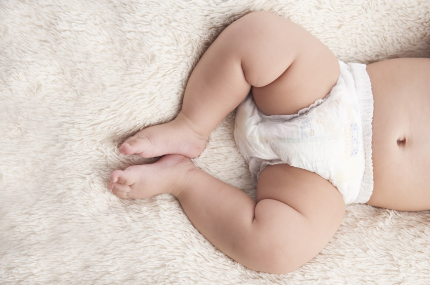 Bé gái 7 tháng nặng bao nhiêu kg là chuẩn