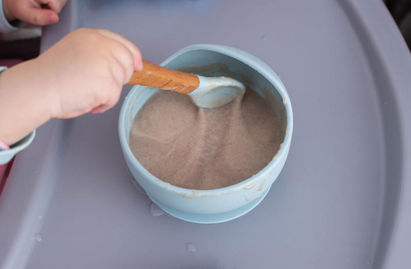 Cách nấu cháo ăn dặm cho bé 6 tháng