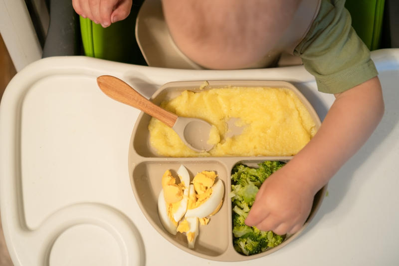 nấu cháo hạt kê cho bé