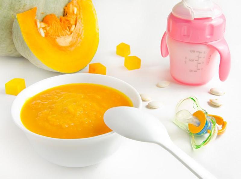 Thực đơn ăn dặm 1 tuần cho bé 6 tháng