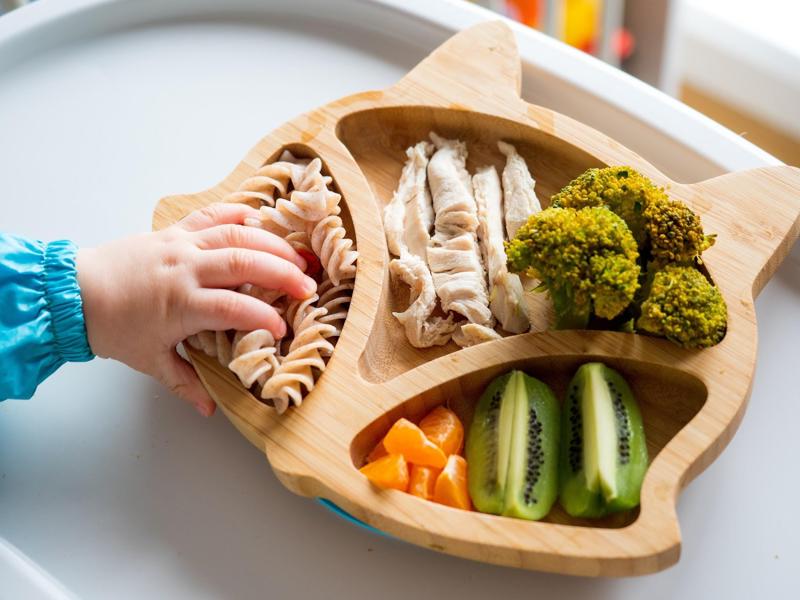 Thực đơn cho bé 10 tháng tăng cân