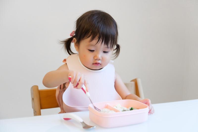 Trẻ 1 tuổi ăn được gì