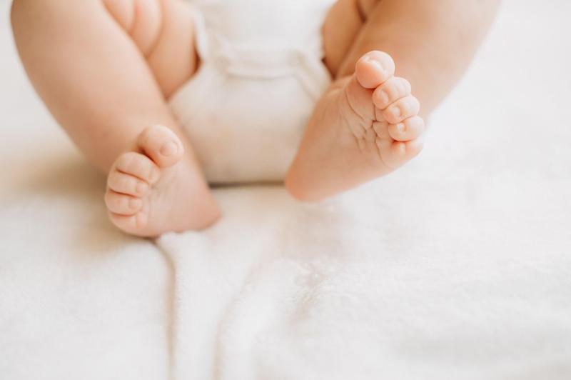 Trẻ 3 tuổi đi ngoài ra máu tươi do đâu