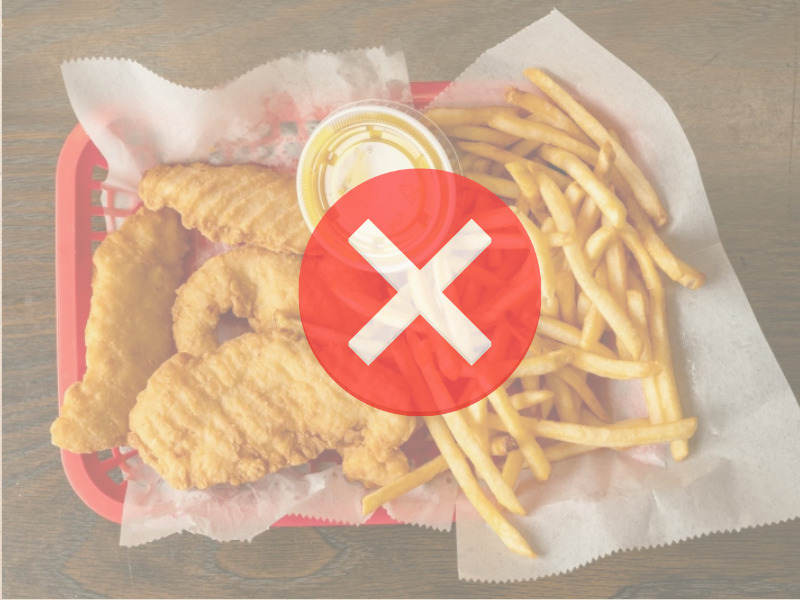 Trẻ sơ sinh bị sôi bụng mẹ kiêng ăn gì