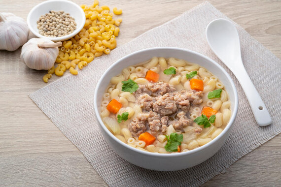 Cách nấu nui cho bé