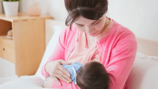 Trẻ 4 tháng uống bao nhiêu ml sữa