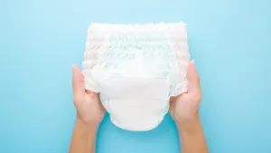 trẻ 1 tháng tuổi bị táo bón