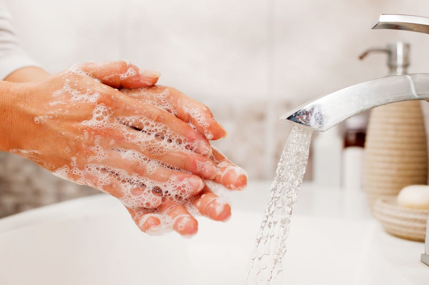 hướng dẫn cách pha sữa cho trẻ sơ sinh
