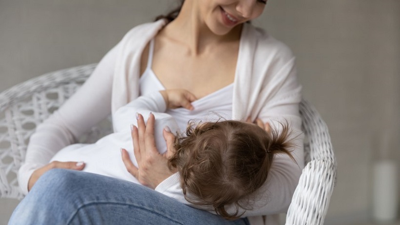 trẻ sơ sinh bị táo bón có nên thụt không 3
