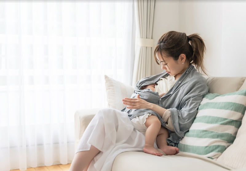 trẻ sơ sinh ngủ ngáy có tốt không