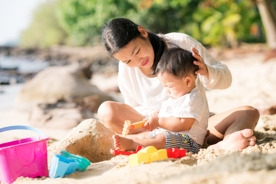 Những “bảo bối” mẹ không thể thiếu cho chuyến du lịch đầu tiên cùng bé